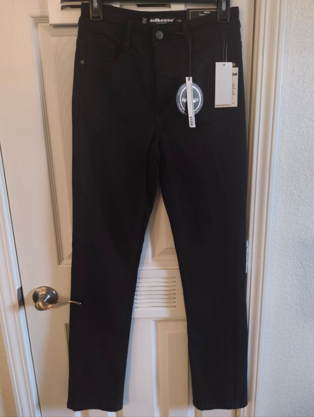 Dollhouse Curvy Collection Straight Leg Jeans